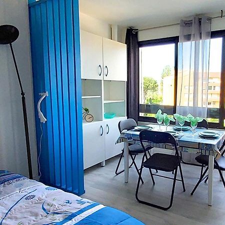 Hypercenter 27 M With Wifi And Shared Pool Fréjus Exterior foto
