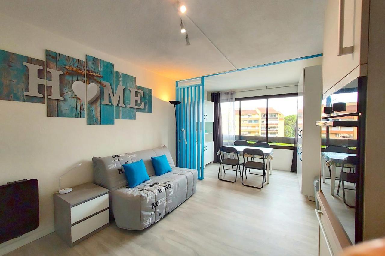 Hypercenter 27 M With Wifi And Shared Pool Fréjus Exterior foto