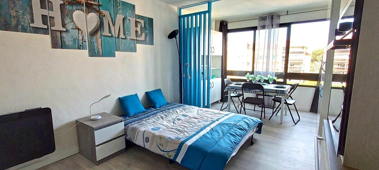 Hypercenter 27 M With Wifi And Shared Pool Fréjus Exterior foto